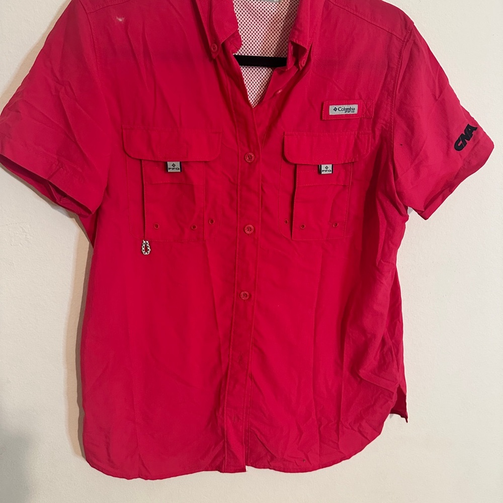 Columbia Women’s Pink Short Sleeve